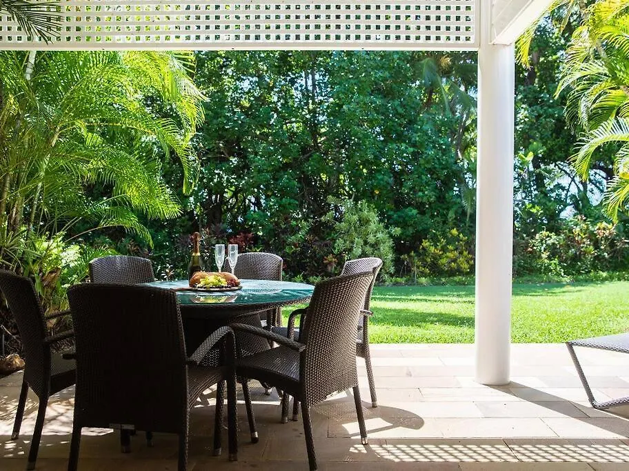 Villa Port Douglas Mirage Villa#431- Absolute Beachfront